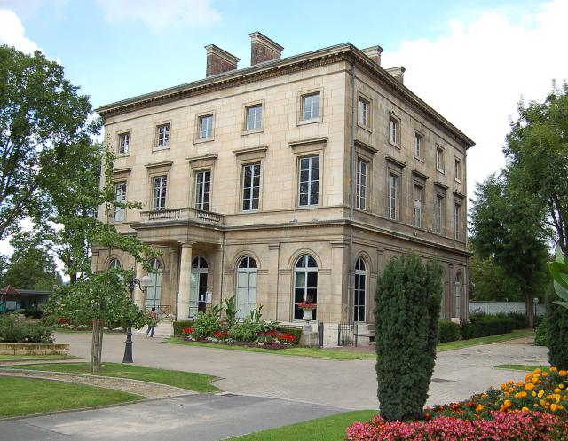 Le château de Saint Ouen - Saint Ouen Castle