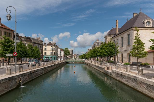 The Canal du Trévois in Troyes, as seen from Rue Roger Salengro