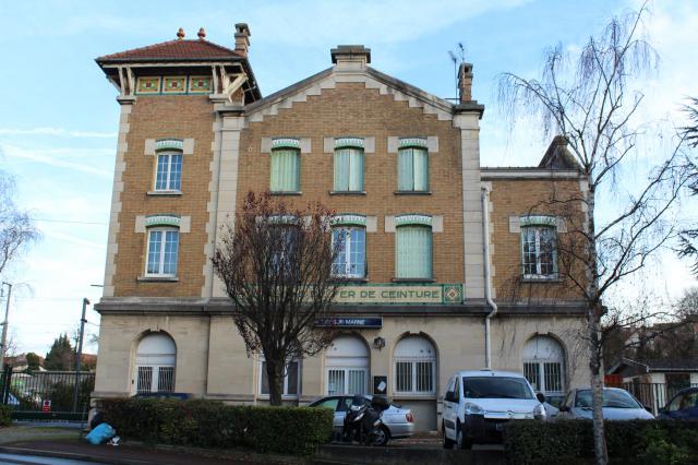 Gare SNCF de Bry-sur-Marne.