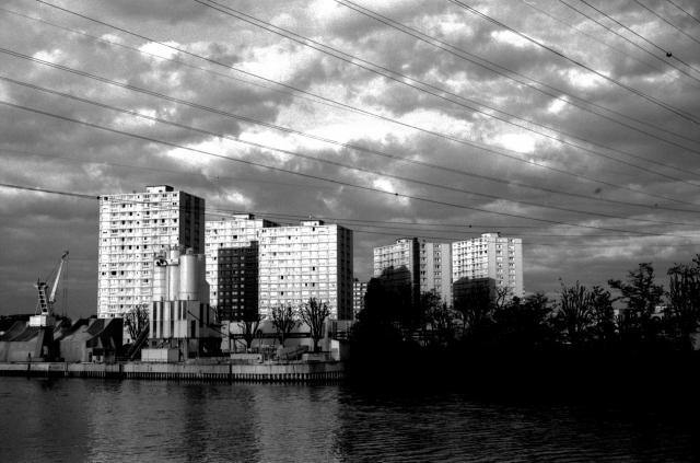 Immeubles à Vitry-sur-Seine (Val-de-Marne, France).