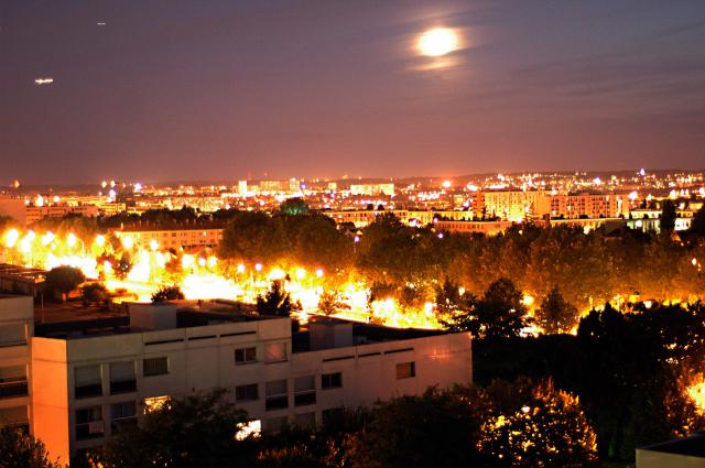 Vue nocturne sur Chevilly-Larue (94-Val-de-Marne)