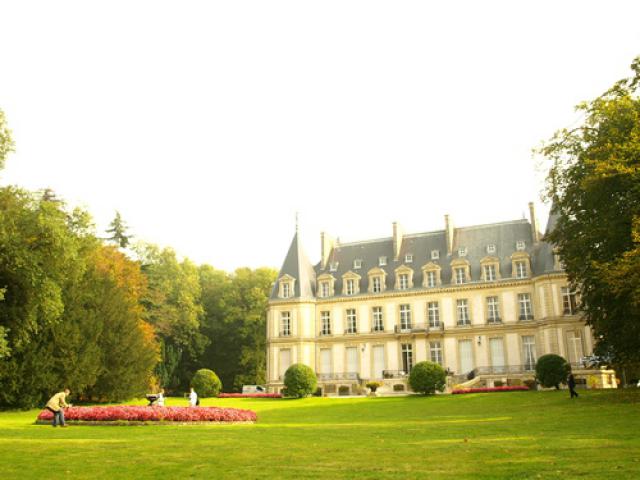 chateau Santeny