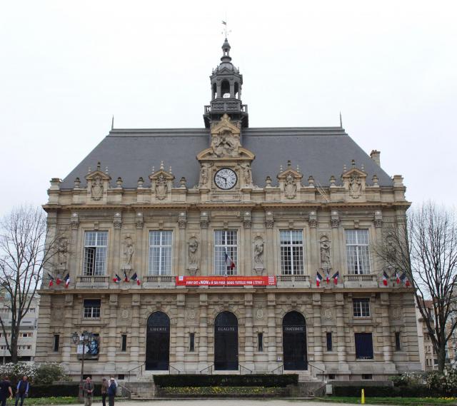 Hôtel de ville d'Ivry-sur-Seine.