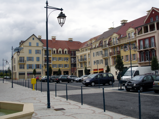 Place du Coeur Battant, Vauréal (Cergy-Pontoise), France.