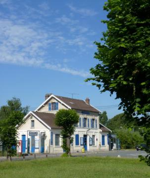 La petite gare de Nointel-Mours,val d'oise,95.