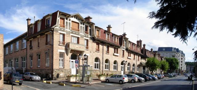Le groupe scolaire Ferdinand-Buisson à Franconville (Val-d'Oise), France