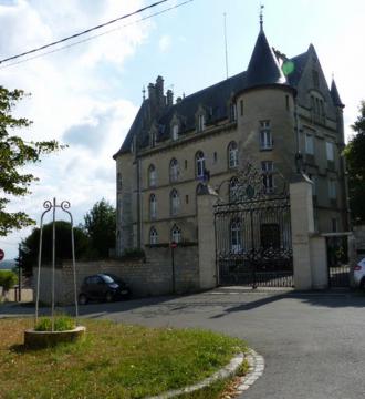 Le chateau de la reine blanche à Asnières-sur-oise,Val d'oise,95.