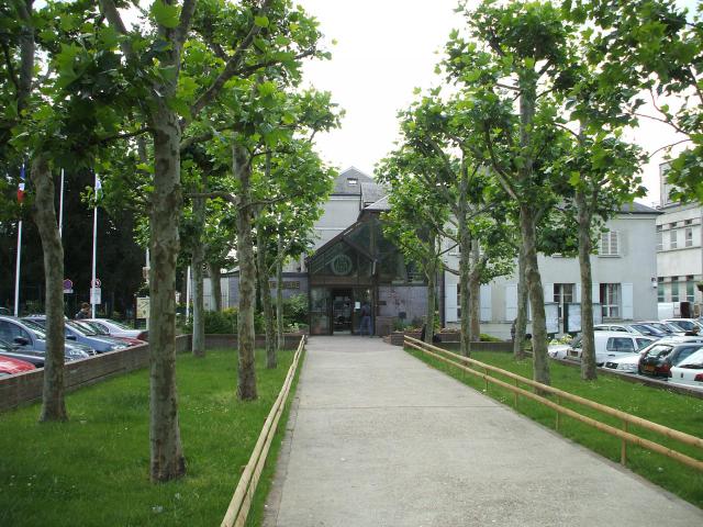 mairie de beaumont sur oise,val d'oise, France