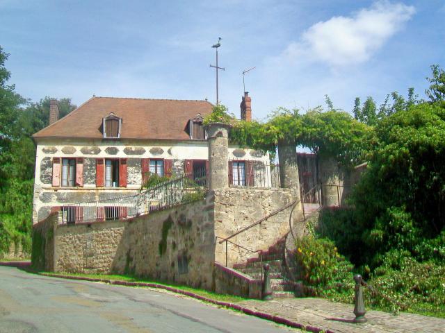 L'ancien presbytère de Frémainville.
