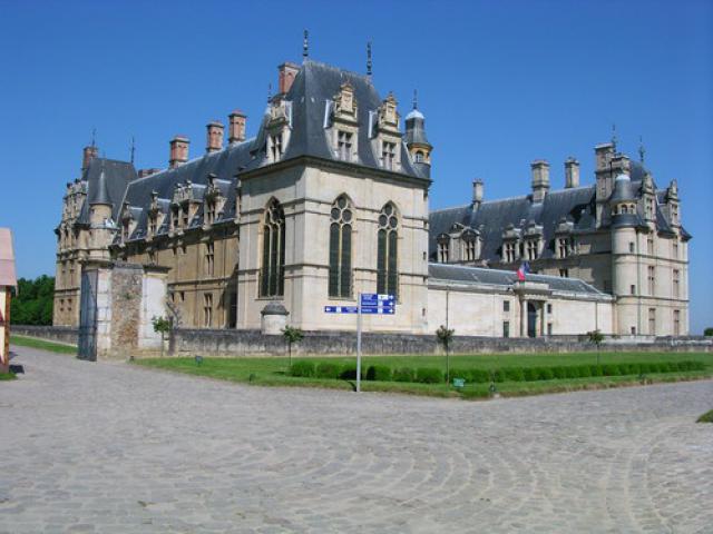 Ecouen - château de style Renaissance