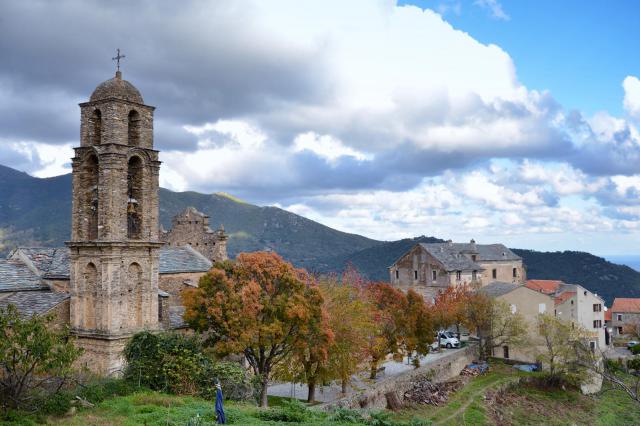 Tallone, Plaine Orientale (Corse) - Clocher isolé de l'église paroissiale Saint-Césaire
