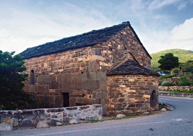 Altiani (Corsica) - Chapelle San Giovanni Battista (jonction ex RN 200 - D314)
