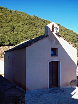 Santo-Pietro-di-Venaco (Corsica) - Chapelle St-Sébastien, en haut du village