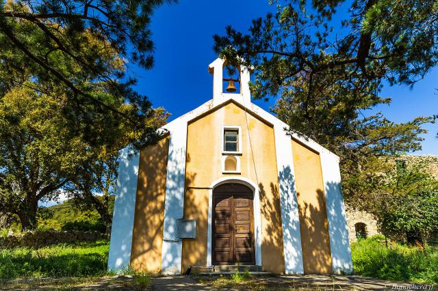 Ventiseri (Vintisari), Haute-Corse : la chapelle Sainte-Élisabeth-de-Hongrie (Piediquarciu)