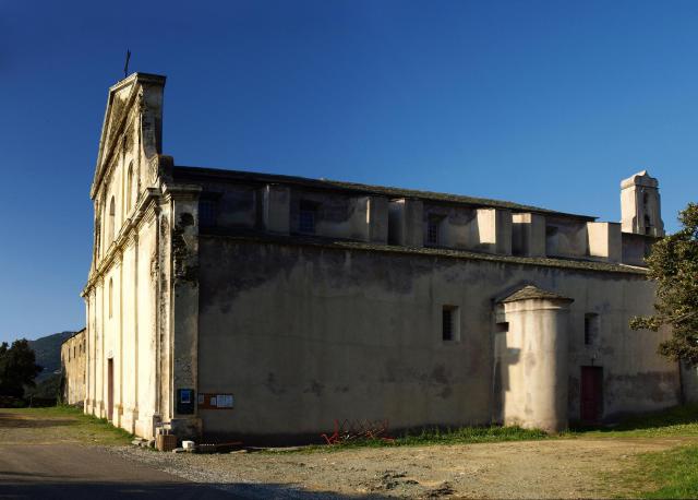 Morsiglia (Corsica) - Vue latérale du couvent de l'Annonciation et de son église