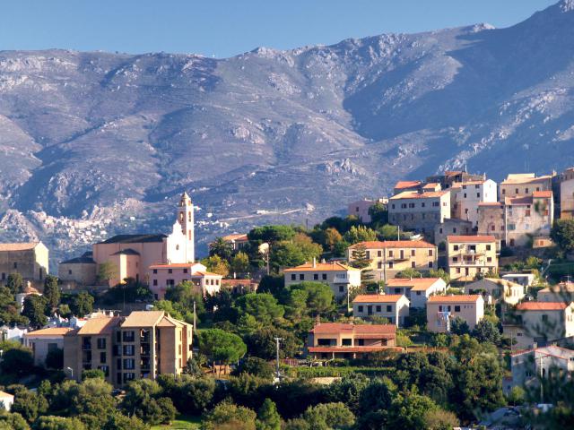 Santa-Reparata-di-Balagna (Corsica) - Vue du village