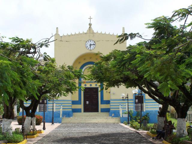 Église Notre Dame de l'Assomption à Petit-Bourg, Guadeloupe