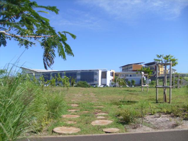 L'Institut Universitaire de Technologie de Saint-Pierre.