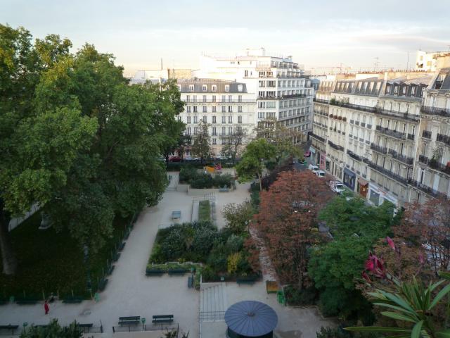 Le square Montholon depuis le 6 rue Pierre Sémard