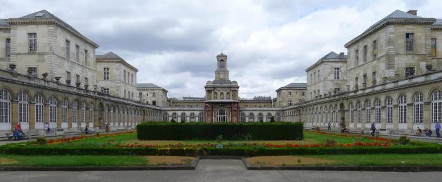 Hôpital Lariboisière (vue générale) - Paris X