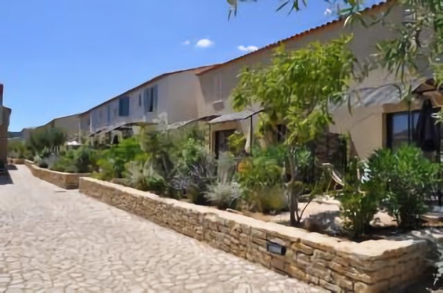 Clos Saint-Benoit leaseback property in Saint-Laurent-de-la-Cabrerisse