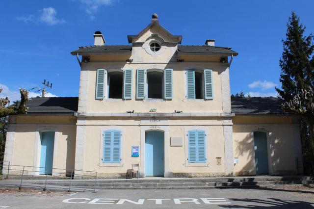 Ancienne mairie de Lacoux, Hauteville-Lompnes.