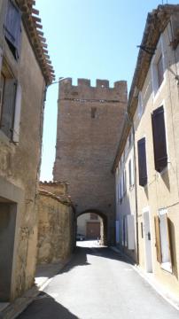 La tour du portail neuf à Laure-Minervois