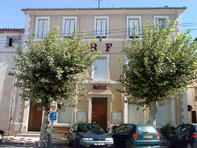 Mairie de Névian (Aude, France)