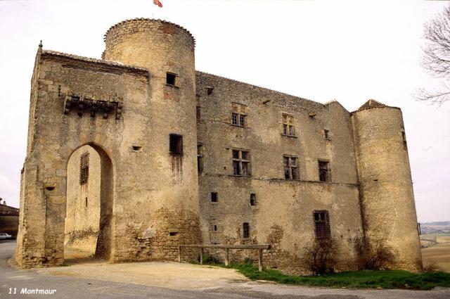 Château de Montmaur, avant restauration. 11320