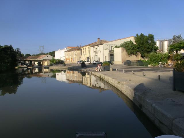 Le port de La Redorte.