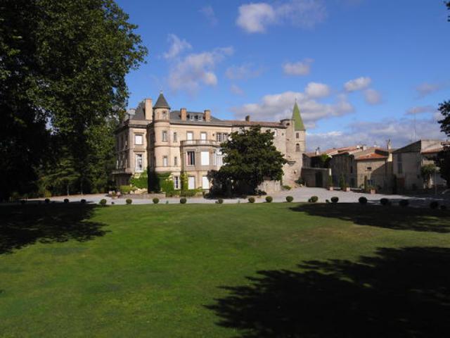 Villegly (11) château