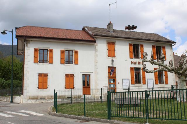 Mairie de Saint-Jean-de-Gonville.