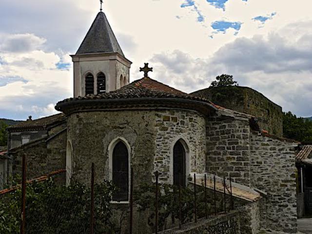 Gleisa gotica occitana e torre romanica de Rius de Val de Diana - País de Termenés