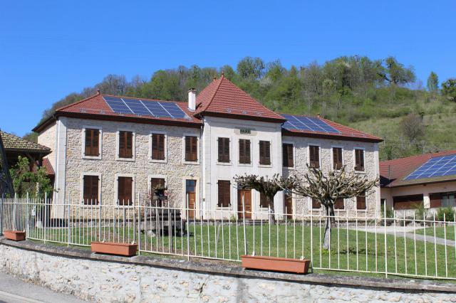 Mairie de Belmont-Luthézieu.