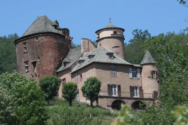 Chateau du Puech lès Villecomtal sur Dourdou