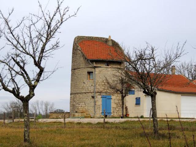 12 LACAPELLE-BALAGUIER - le Moulin.