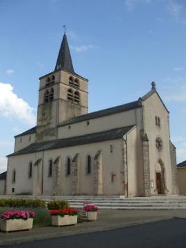 L'église de Luc-la-Primaube (Aveyron).
