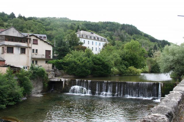 Brusque (Aveyron) - le Dourdou à Brusque.