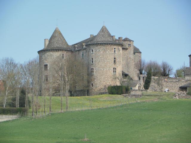 Château de Sanvensa dpt Aveyron FRANCE