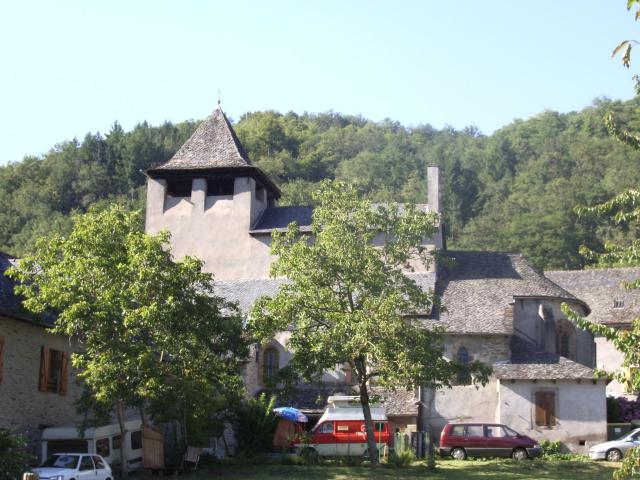 Church of Saint-Parthem (village in France)