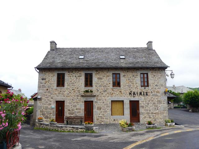 La mairie de Florentin-la-Capelle, Aveyron, France.