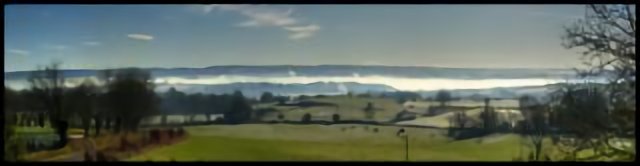 Rodez sous la brume - vue d'onet le chateau village