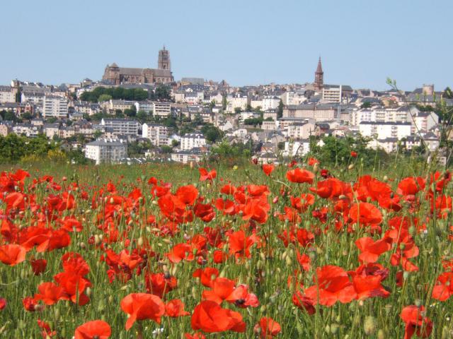 Rodez - Aveyron-France - 08-06-2005.jpg - Vue Générale depuis la rocade d'Olemps - Photo prise par moi-même (Alain Pauziès)