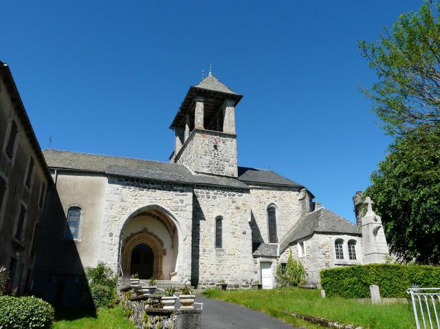 L'église de Soulages-Bonneval, Aveyron, France.