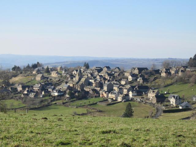 vue de la commune de Prades d'Aubrac