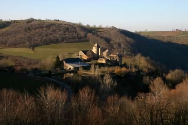 Moyrazès - le Cayla - hameau