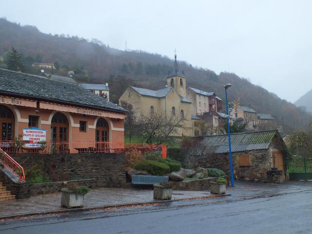Le Truel, Aveyron, France in December, and raining!