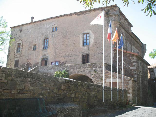 Château de Latour, à Marnhagues-et-Latour, dans l'Aveyron.