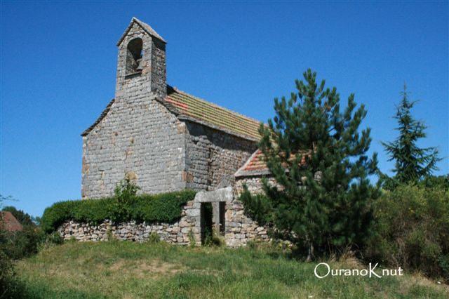 Chapelle Saint Martin de Rinhodes, commune d'Ols-et-Rinhodes (Aveyron)