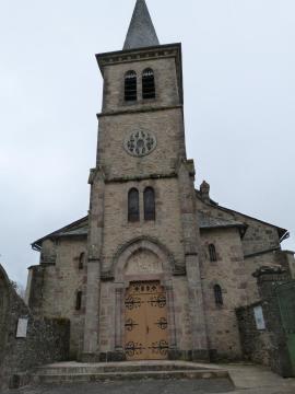 Église Saint-Martin de Limouze de Druelle - Cette église du XV-XVIème s. dépendait de la commanderie Templière d'Espalion.